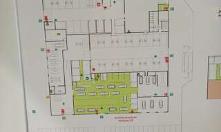 Commerce  4390 m² à louer à Limoges (87000)