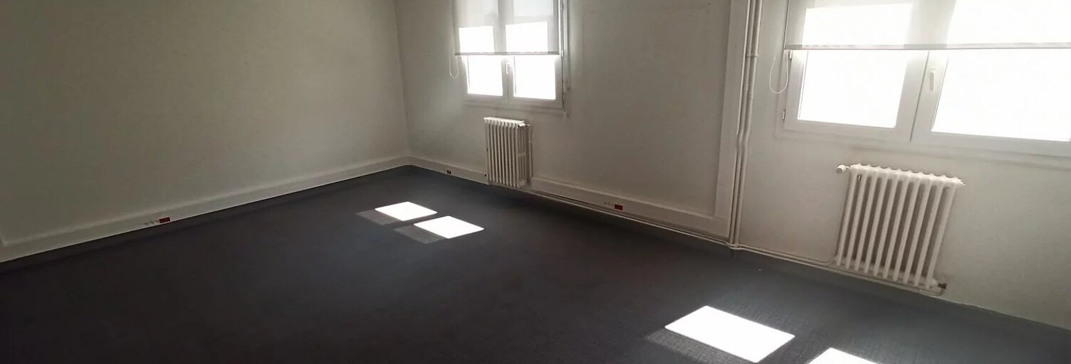 Commerce  102 m² à louer à Limoges (87000)