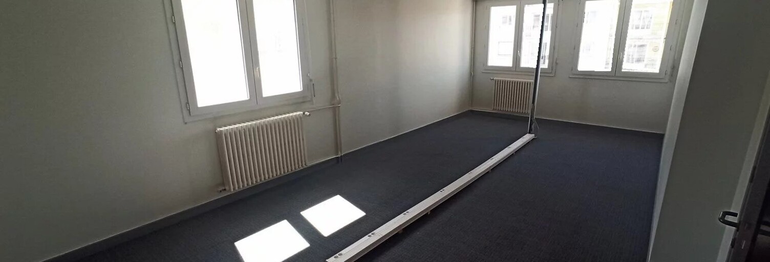 Commerce  102 m² à louer à Limoges (87000)