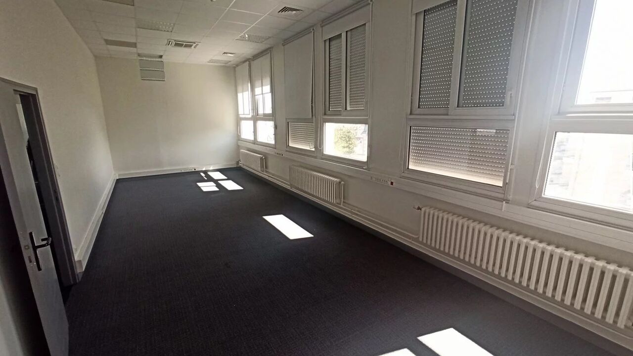 bureau  pièces 102 m2 à vendre à Limoges (87000)