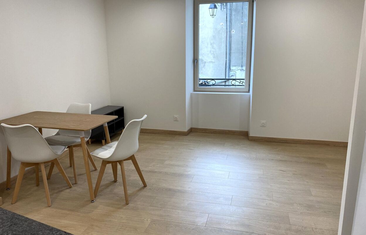 appartement 2 pièces 33 m2 à louer à Lachapelle-sous-Aubenas (07200)