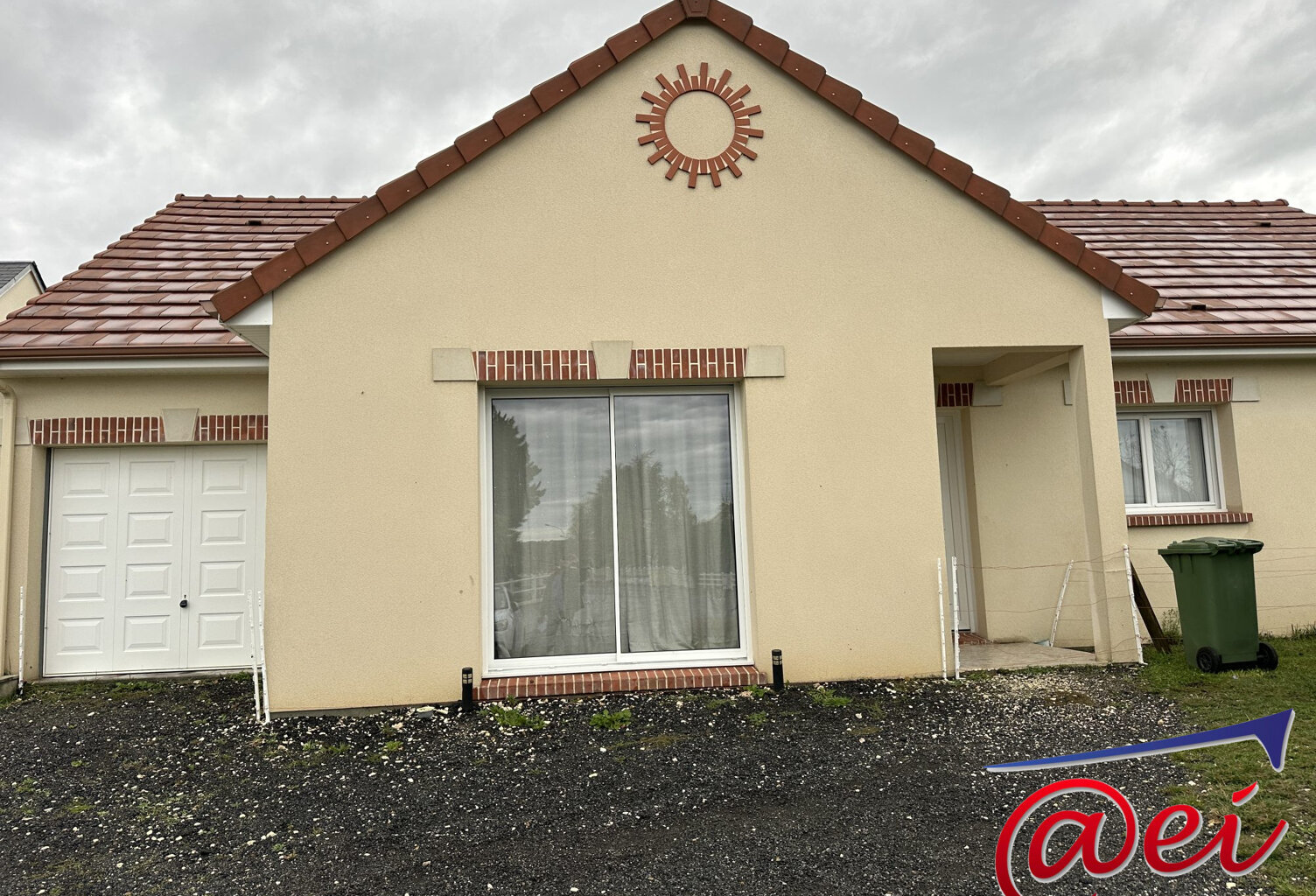 Superbe maison de plain-pied récente T4 de 2020 sur 880 m2 de t — photo 1