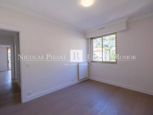 2 PIECES - TERRASSE - GARAGE - DERNIER ETAGE — photo du bien