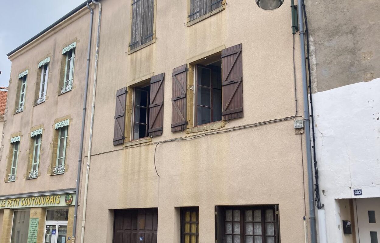 maison 10 pièces 250 m2 à vendre à Coutouvre (42460)