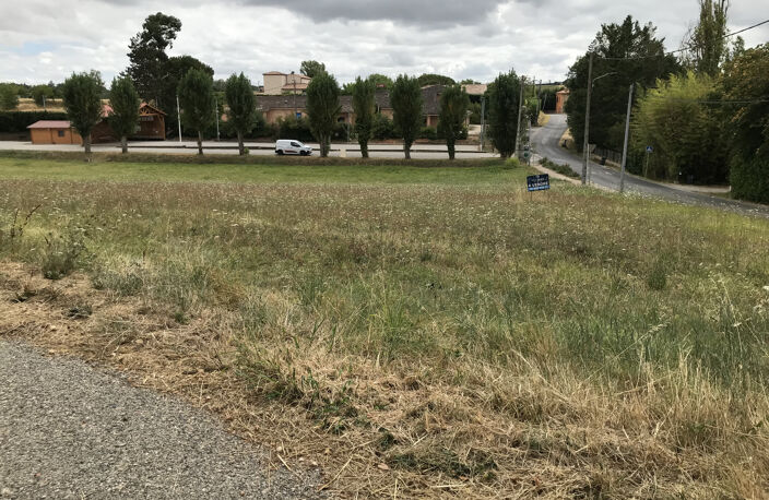 PAULHAC 31380 - Parcelle constructible de 1177 m2 — photo 5