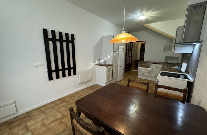 Maison de ville à Limoux avec cour et loggia — photo 4