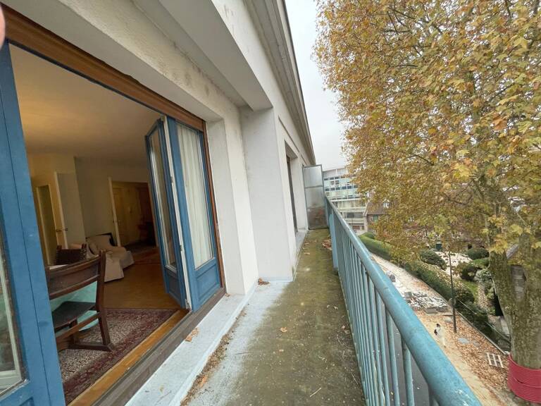 EMPLACEMENT N°1 RUE PROUDHON- GRAND T5 AU DERNIER ETAGE — photo 1