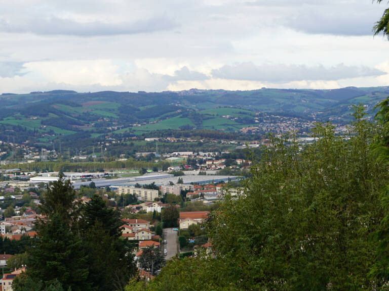 Saint-Etienne, entre Villeboeuf et Montplaisir, 2 pièces plu — photo 1