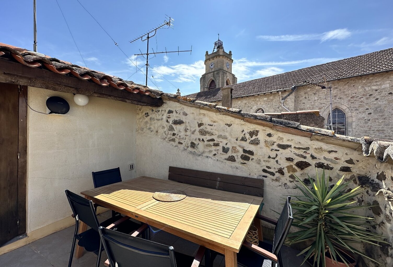 Maison pittoresque de 3 chambres à coucher avec vue imprenable - Maison de vacances idéale ou premier investissement — photo 1