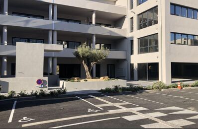 location commerce 2 625 € CC /mois à proximité de Marseille 9 (13009)