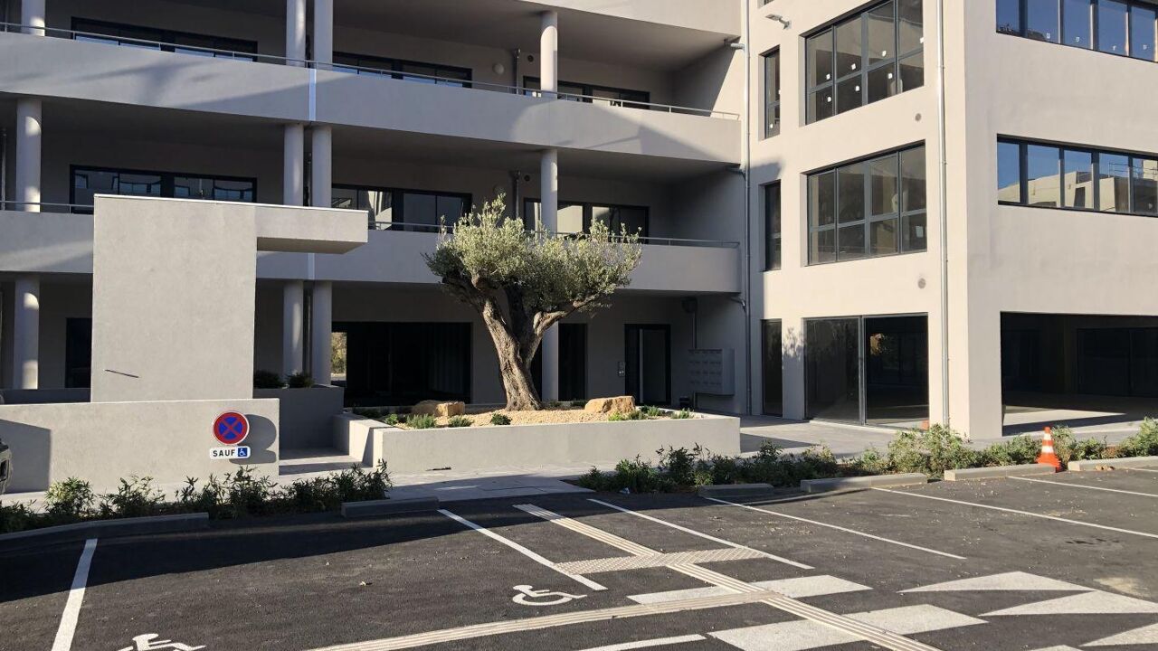 commerce 1 pièces 150 m2 à louer à Aubagne (13400)