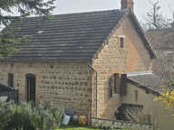 MAISON DE CARACTERE PROCHE LE DONJON : — photo 3
