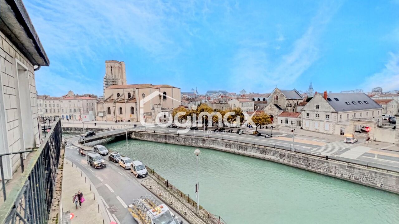 appartement 2 pièces 52 m2 à vendre à La Rochelle (17000)