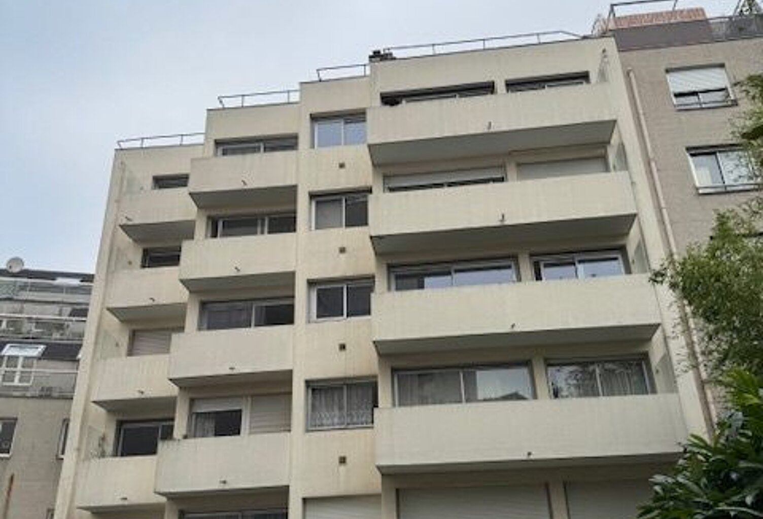 Bureaux 3 p à PARIS 19ème — photo 1