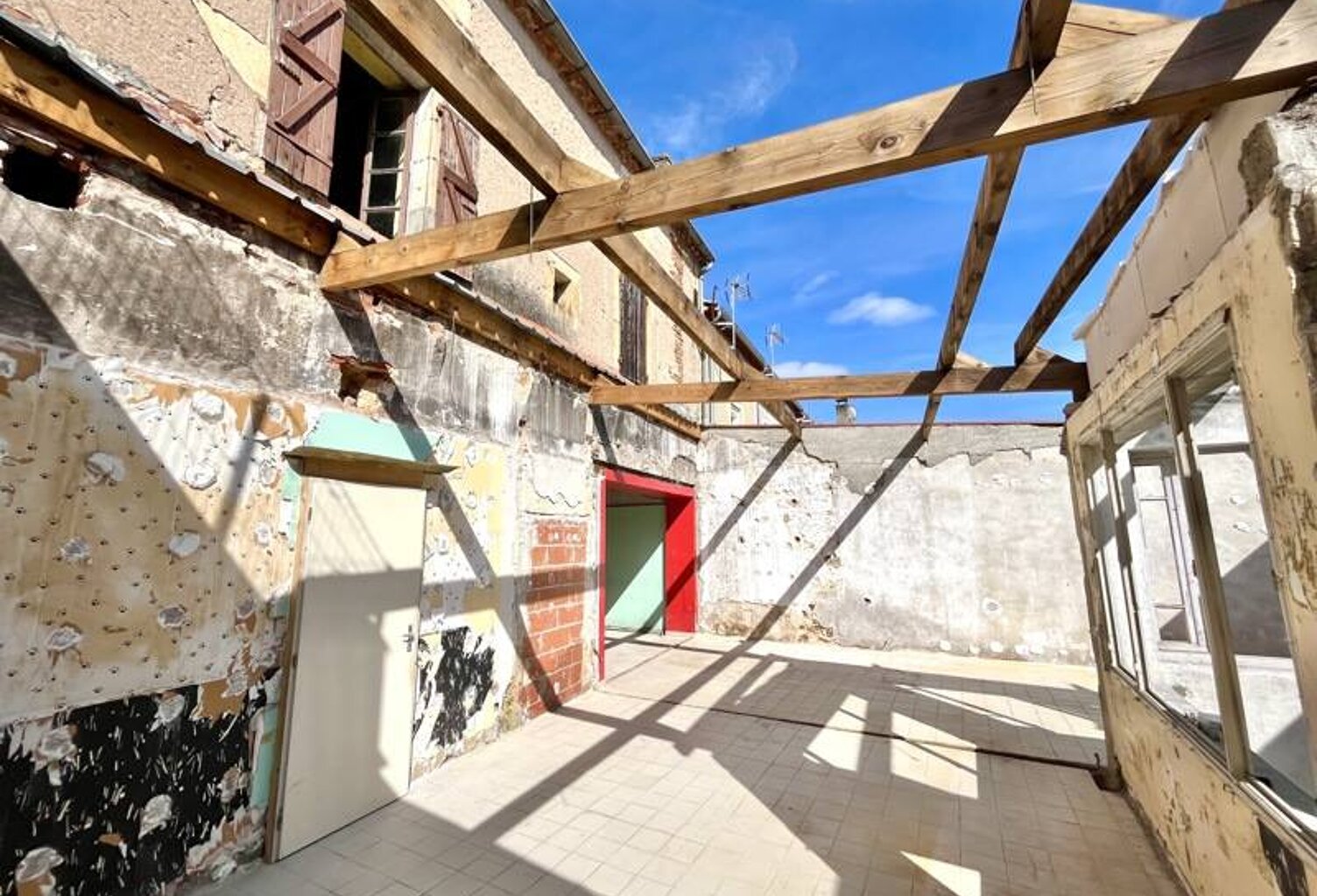 Maison de ville de 2 pièces principales — photo 1