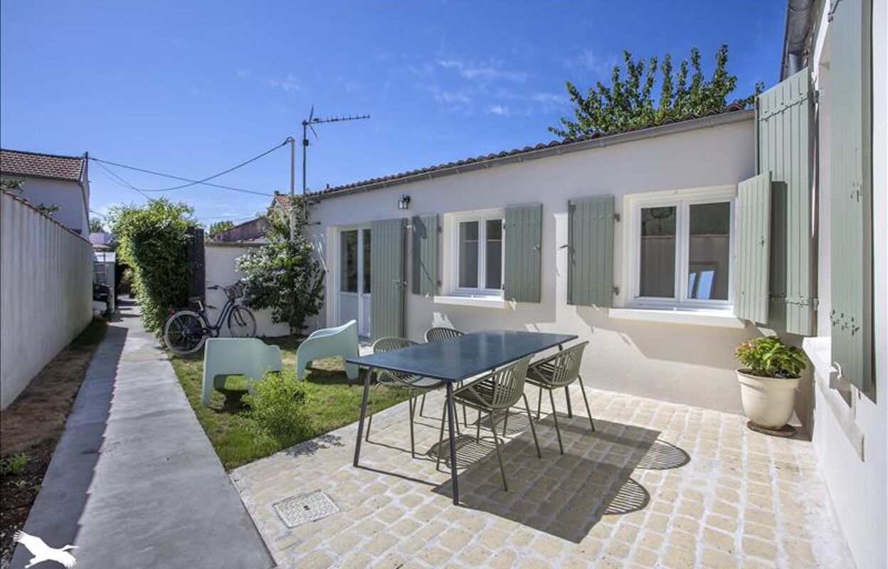 maison 4 pièces 80 m2 à vendre à La Rochelle (17000)