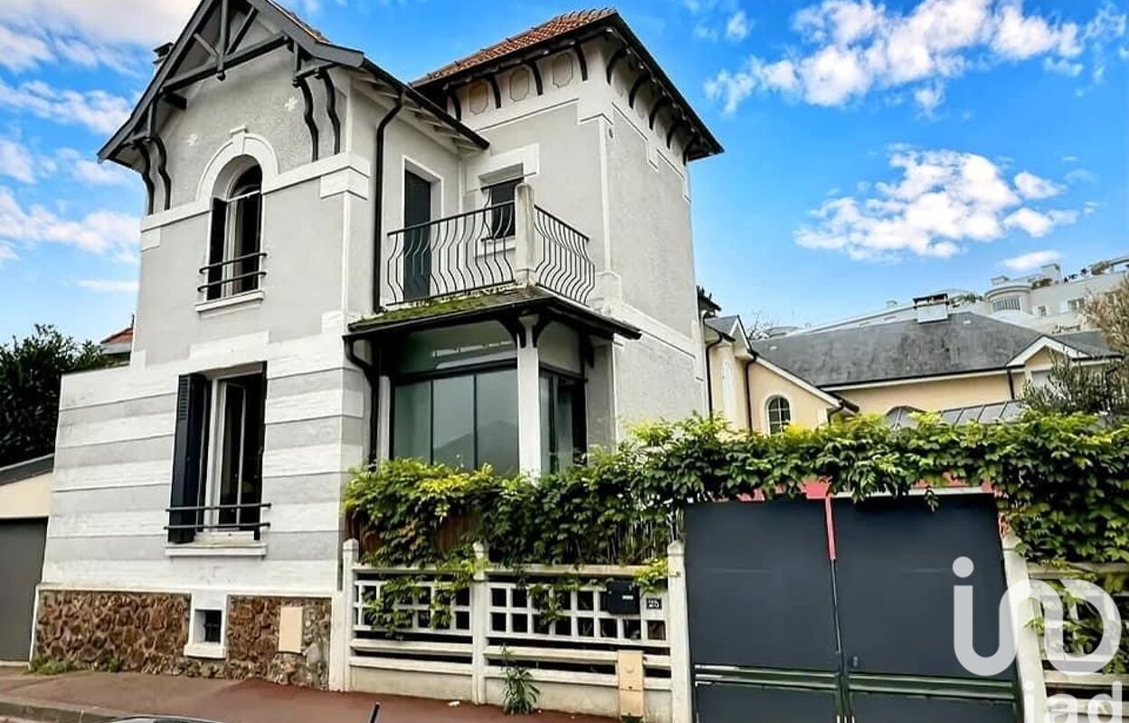 maison 6 pièces 134 m2 à vendre à Sceaux (92330)