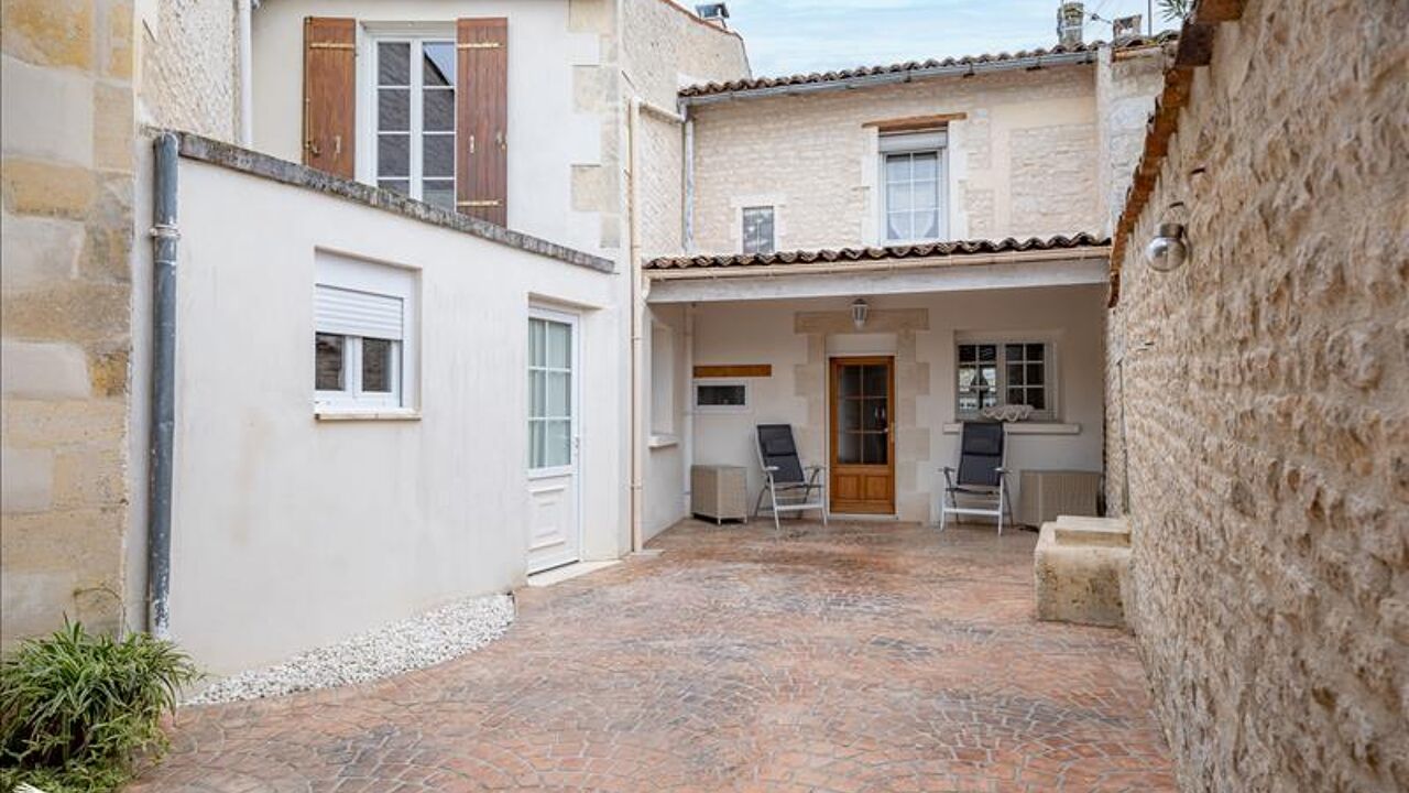 maison 5 pièces 152 m2 à vendre à Matha (17160)