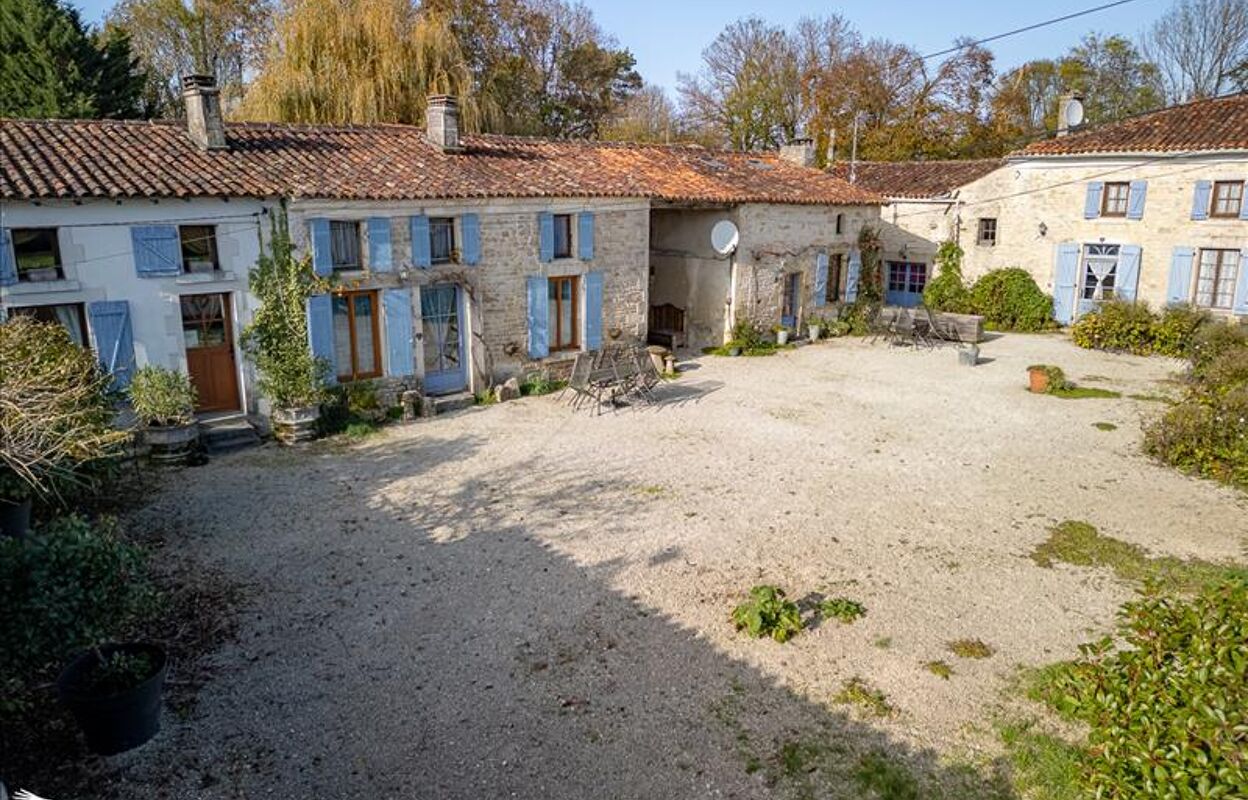 maison 35 pièces 511 m2 à vendre à Néré (17510)