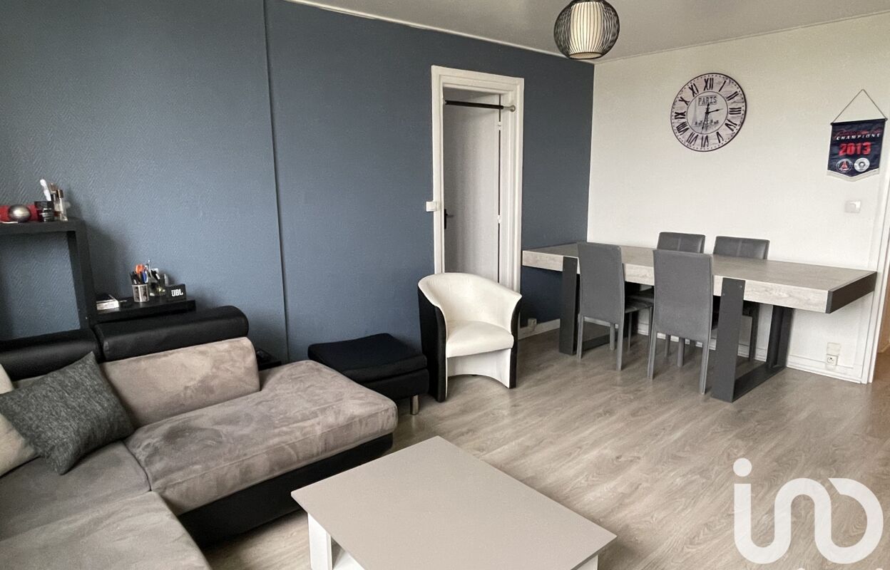 appartement 2 pièces 48 m2 à vendre à Combs-la-Ville (77380)