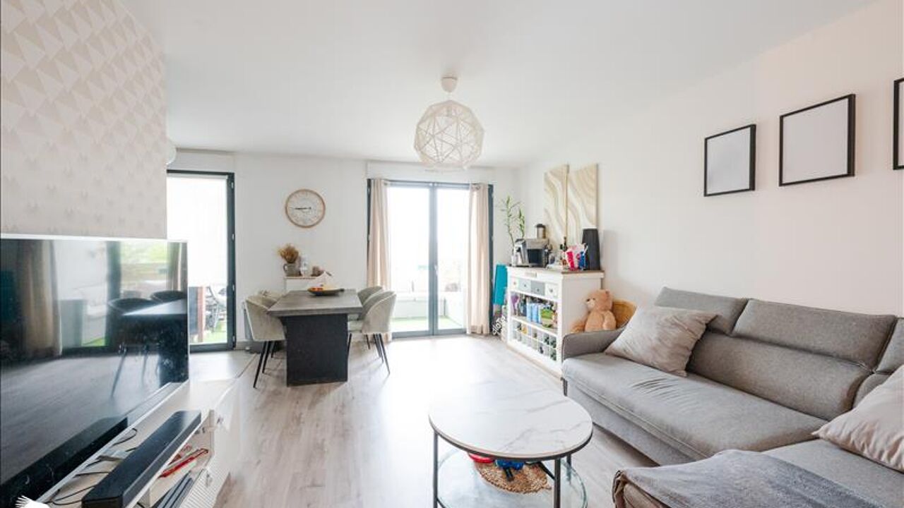 appartement 4 pièces 76 m2 à vendre à Saint-Cyr-l'École (78210)