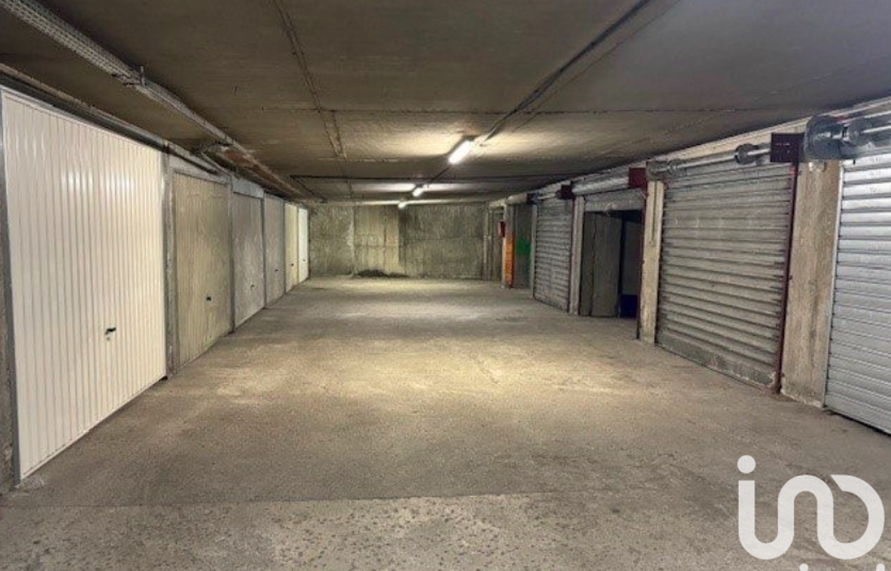 garage  pièces 13 m2 à vendre à Saint-Étienne (42000)