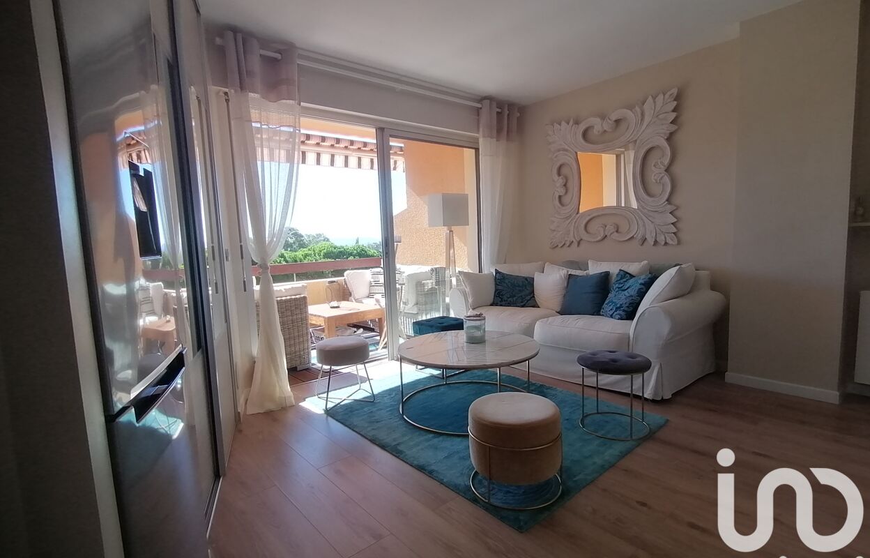 appartement 2 pièces 26 m2 à vendre à Le Lavandou (83980)