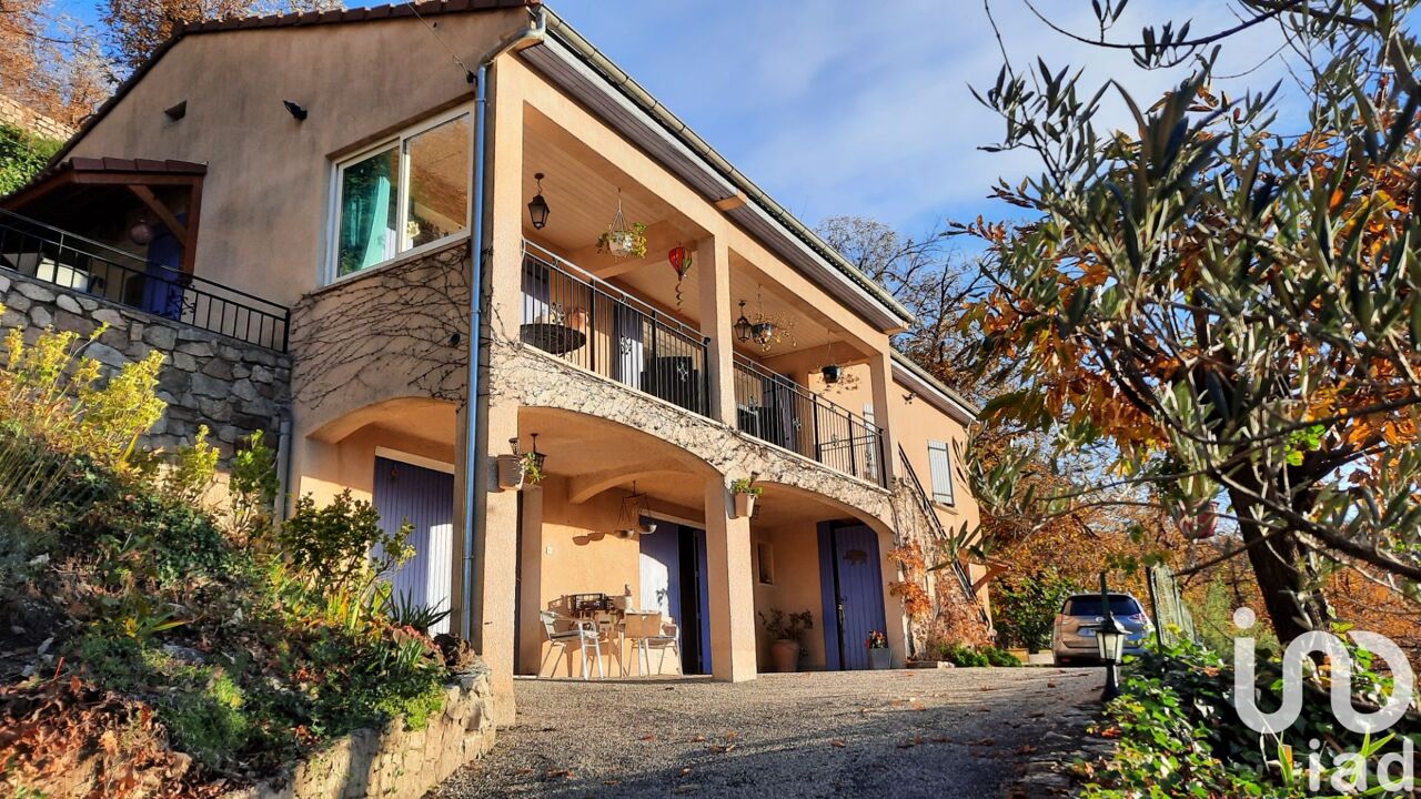 maison 7 pièces 138 m2 à vendre à Antraigues-sur-Volane (07530)