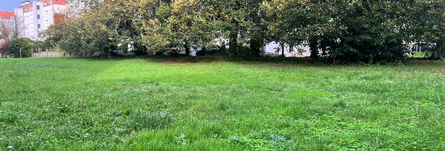 Terrain  416 m² à vendre à Saintes (17100)