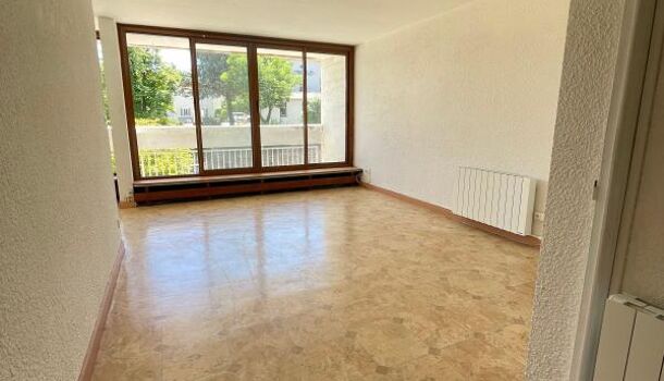 Appartement 3 pièces  à vendre Gréoux-les-Bains 04800