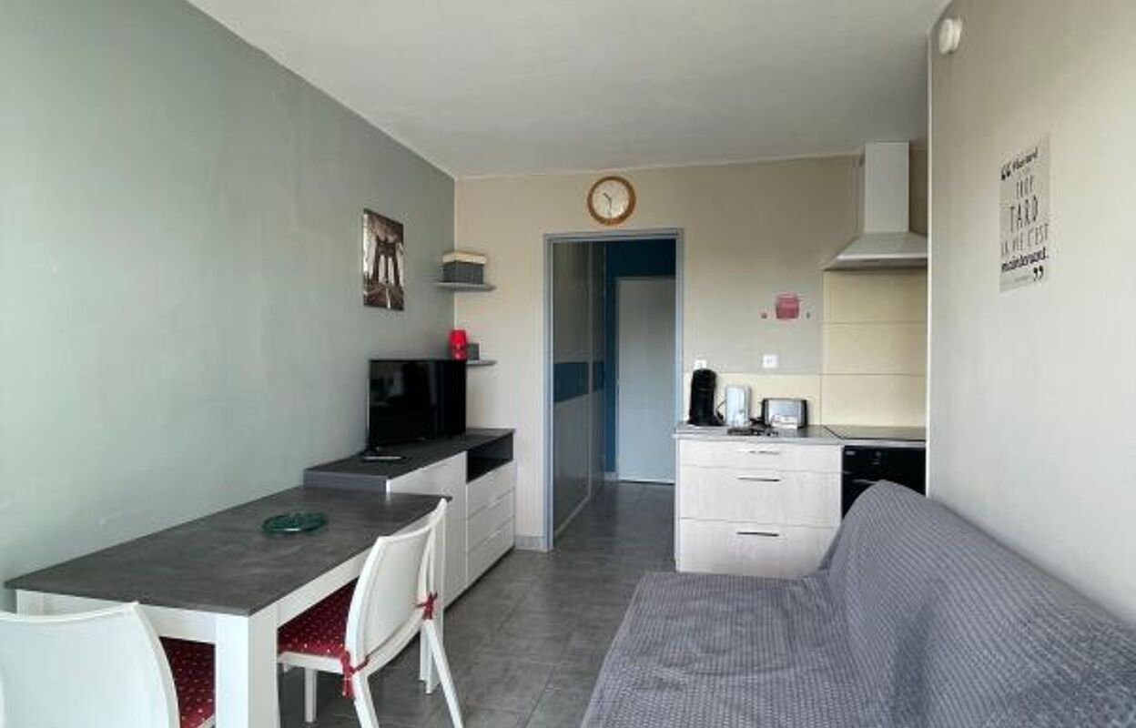 appartement 2 pièces 30 m2 à vendre à Gréoux-les-Bains (04800)