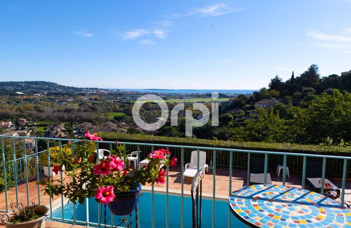 SUR LES COLLINES DE MANDELIEU, JOLIE VILLA VUE MER AVEC PISCINE — photo 2
