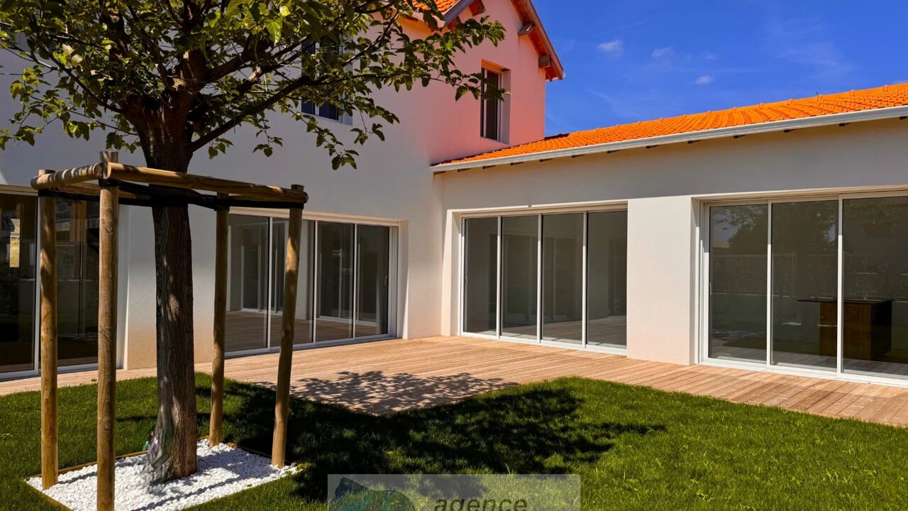 maison 5 pièces 155 m2 à vendre à Châtelaillon-Plage (17340)