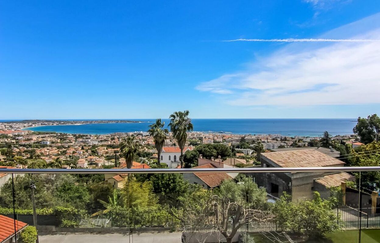 maison 6 pièces 202 m2 à vendre à Golfe-Juan (06220)