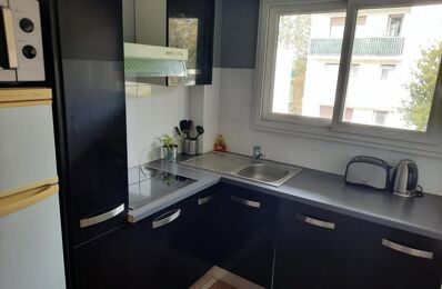 location appartement 900 € CC /mois à proximité de Le Plessis-Trévise (94420)