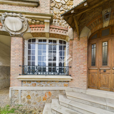 Maison 8 pièces 190 m²