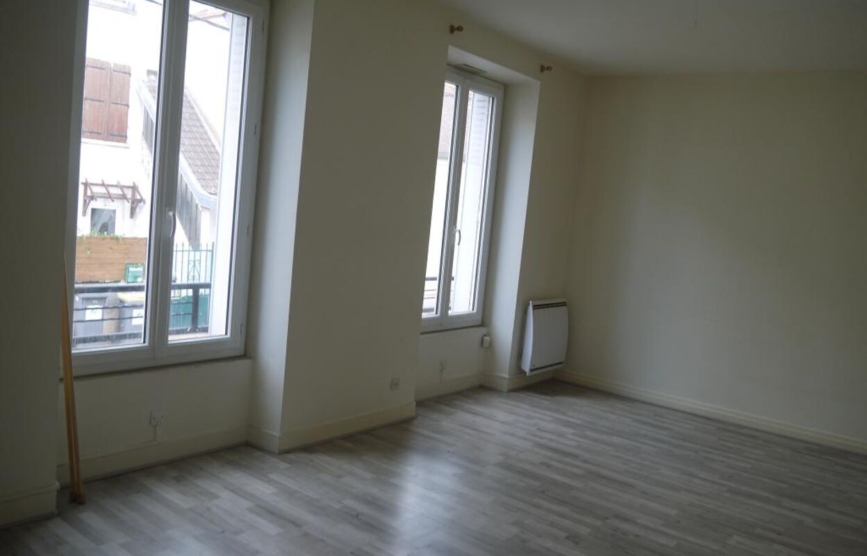 appartement 2 pièces 45 m2 à louer à Corbeil-Essonnes (91100)