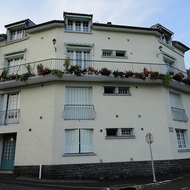 Appartement 4 pièces 740 €