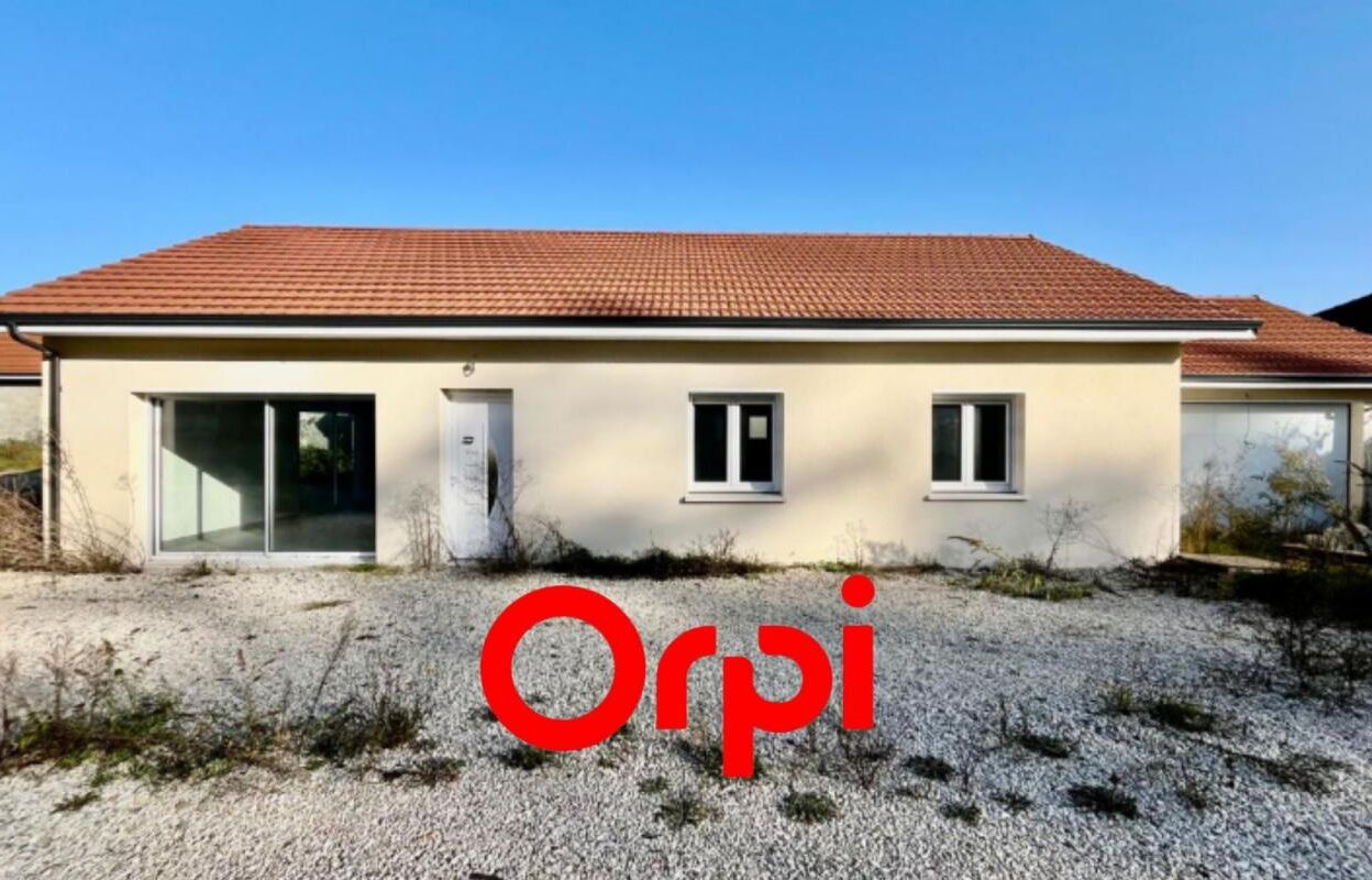 maison 4 pièces 111 m2 à vendre à Les Abrets en Dauphiné (38490)