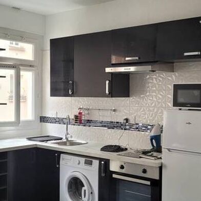 Appartement 1 pièces 815 €