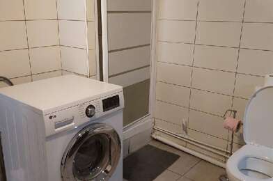 Appartement 1 pièces 910 €