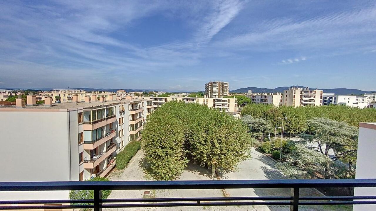 appartement 3 pièces 74 m2 à vendre à Saint-Raphaël (83530)