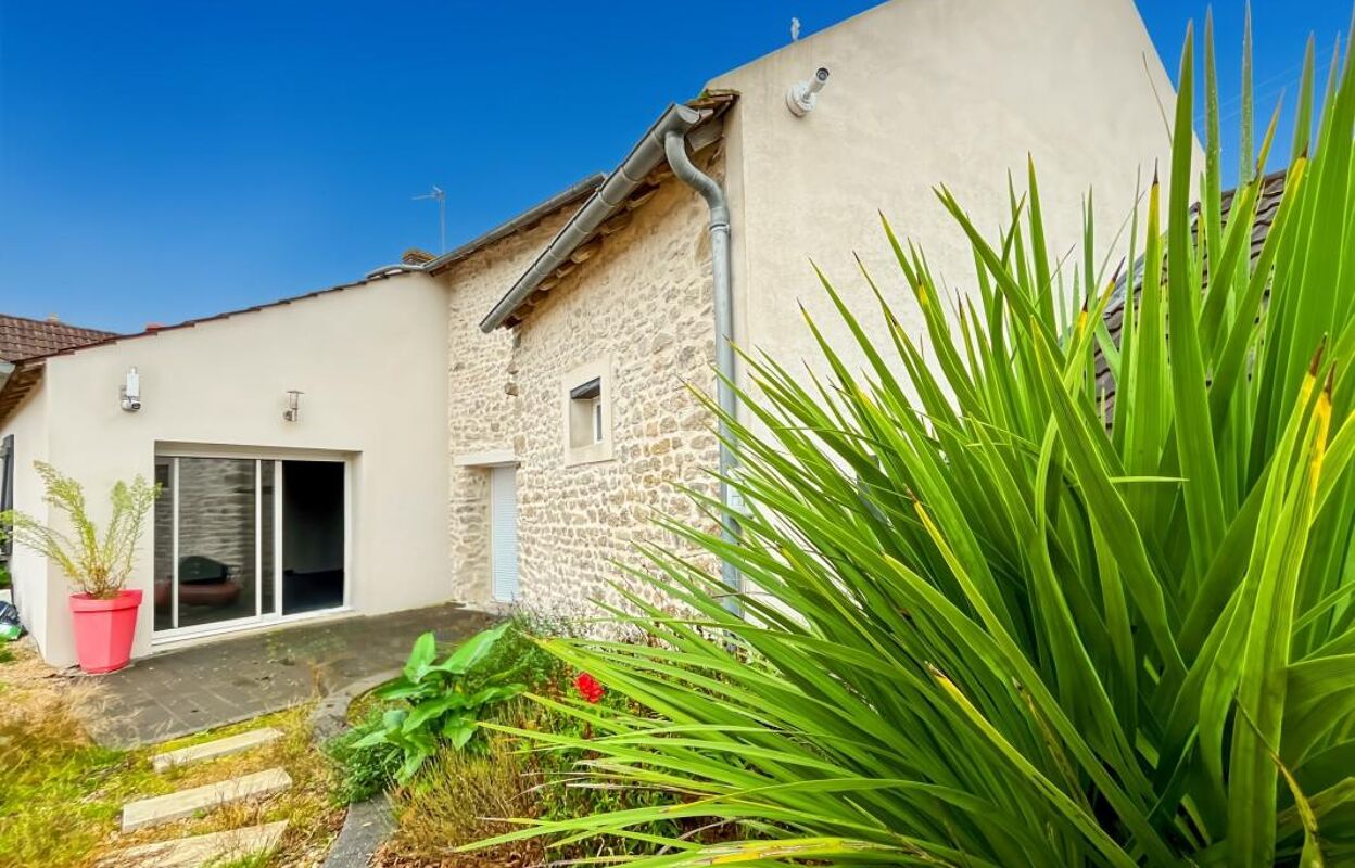 maison 5 pièces 140 m2 à vendre à Mardié (45430)