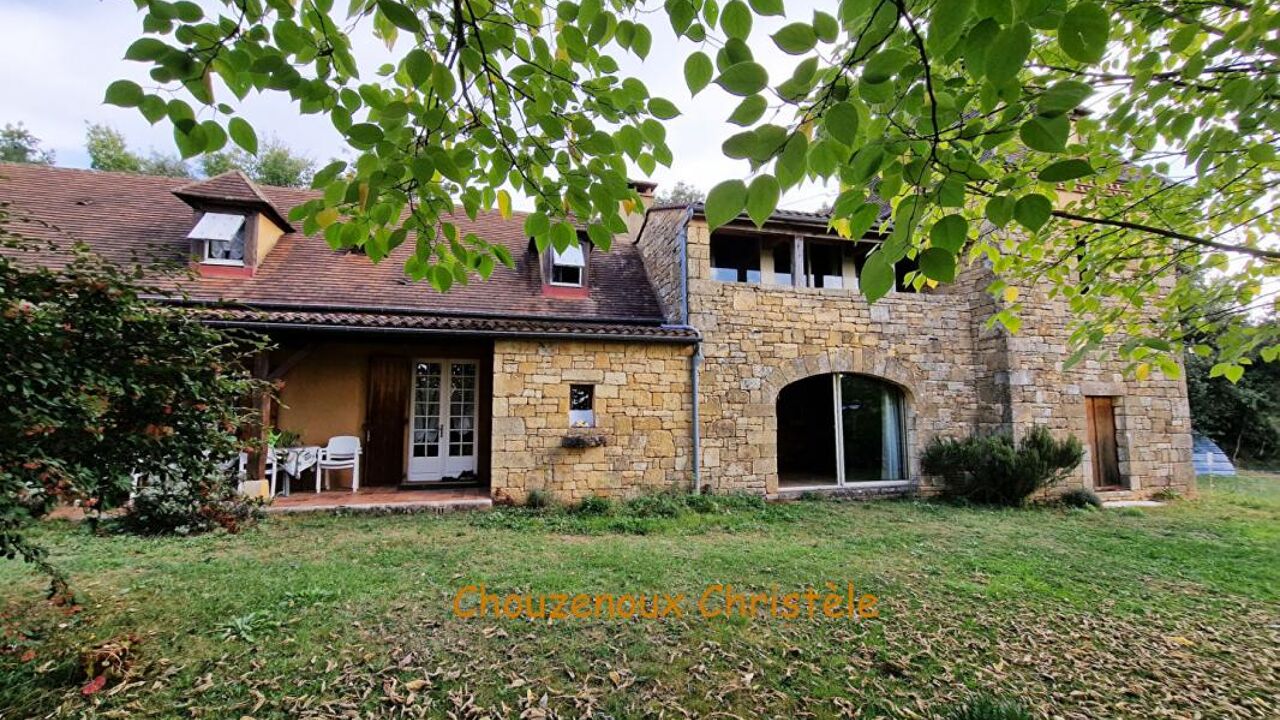 maison 14 pièces 240 m2 à vendre à Sarlat-la-Canéda (24200)