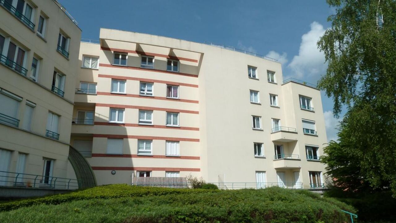 appartement 2 pièces 49 m2 à vendre à Élancourt (78990)