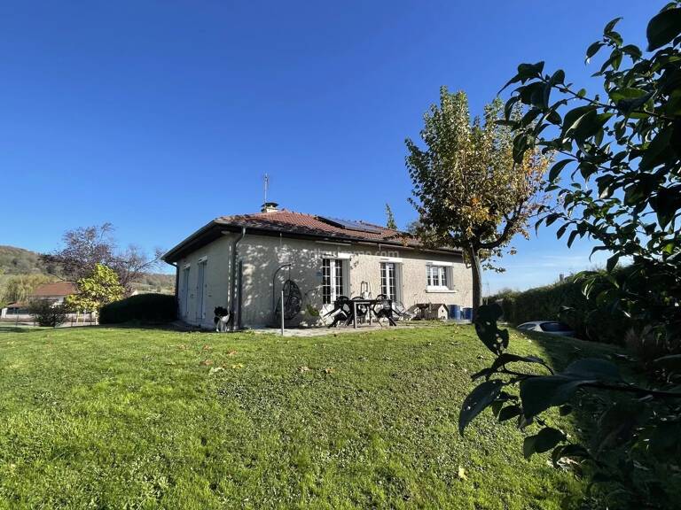 Pavillon sur sous-sol — photo 1