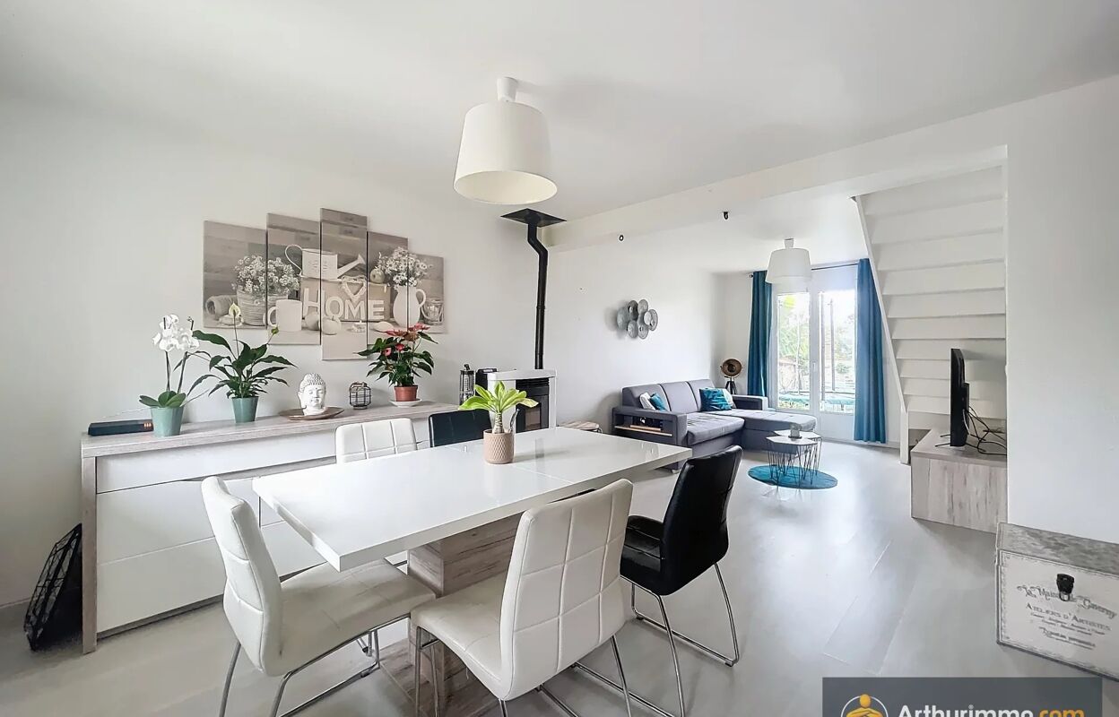 maison 5 pièces 86 m2 à vendre à Villecresnes (94440)