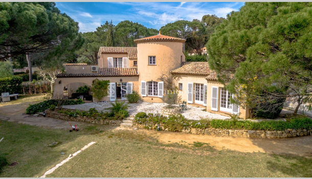 Villa / Maison 7 pièces  à vendre Sainte-Maxime 83120