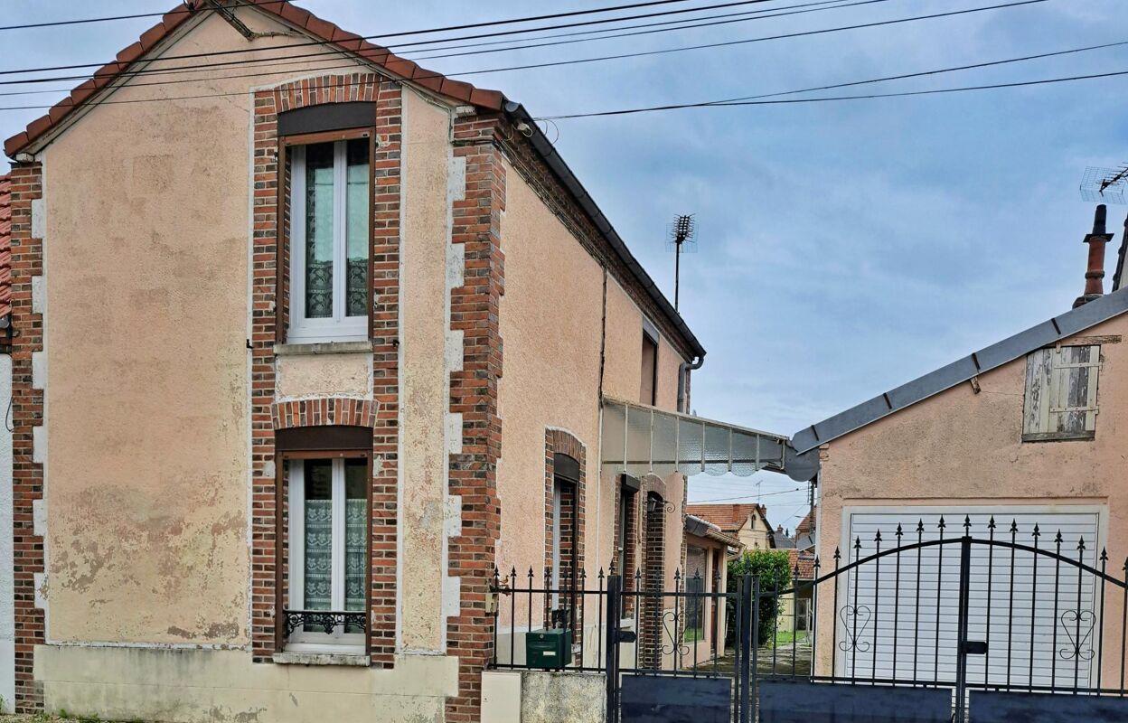 maison 5 pièces 94 m2 à vendre à Romilly-sur-Seine (10100)