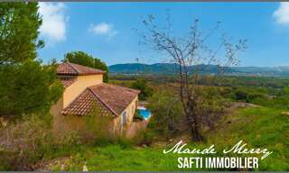 Maison 7 Pièces 177 m² à vendre à Garéoult (83136)